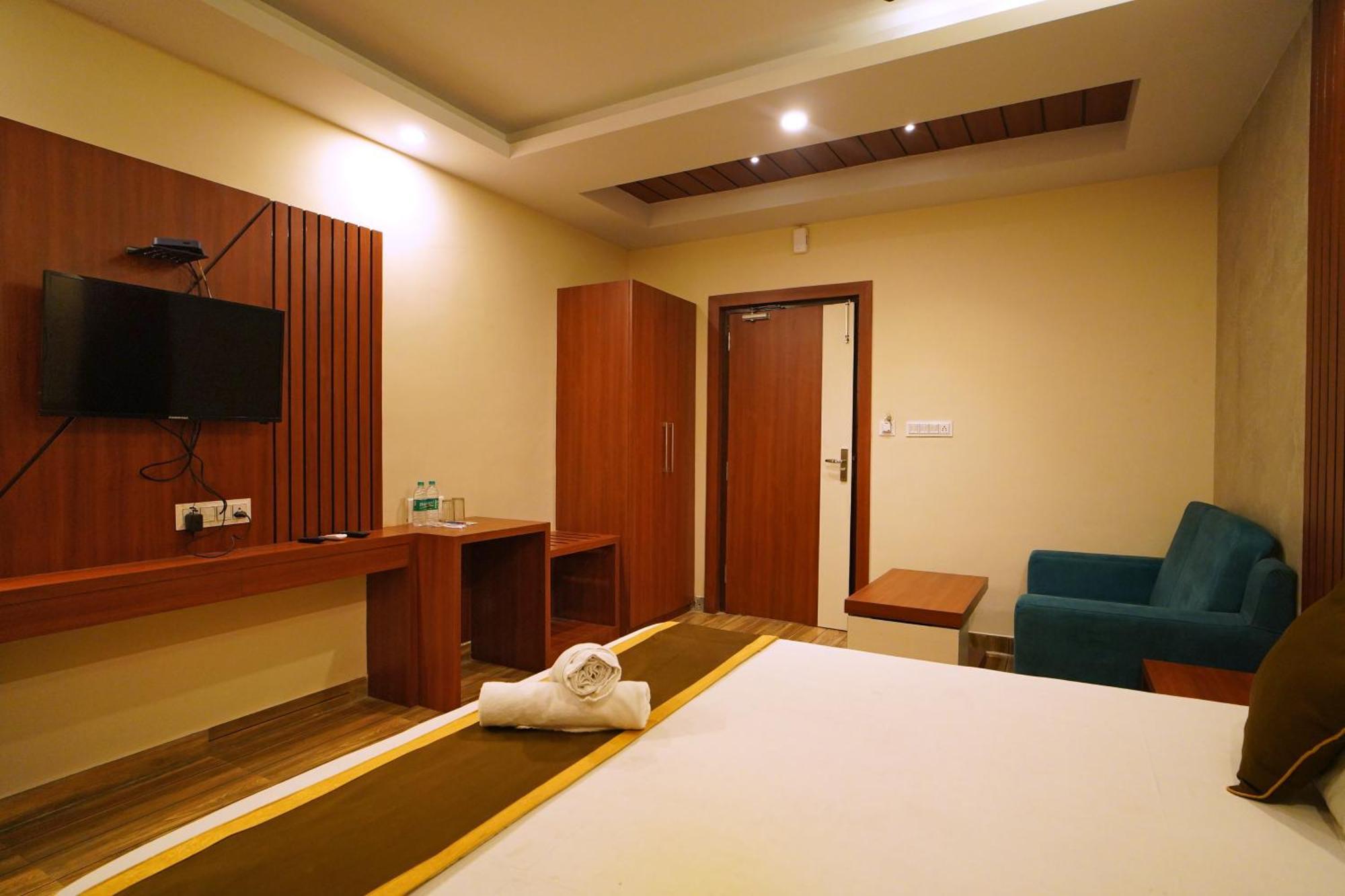 Royal Sea View !! Beach Front With Free Wifi !! Digha  Luaran gambar